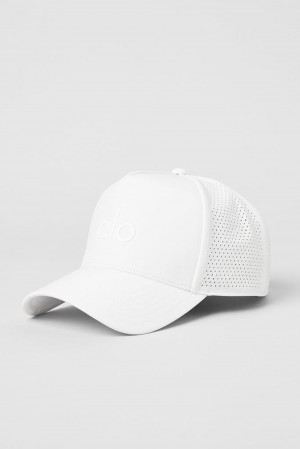 Men Alo Yoga Performance District Trucker Hat White | India 36598-PZRE