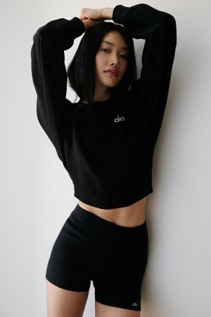 Women Alo Yoga Accolade Crewneck Cropped Tops Black | India 79146-SEXA