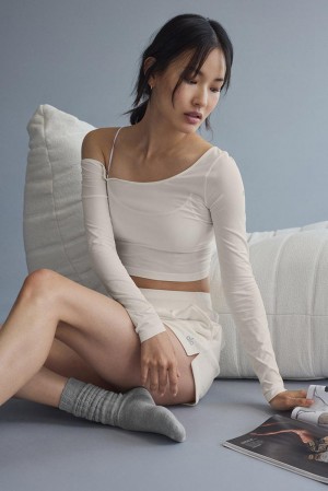 Women Alo Yoga Asymmetric Sheer Glow Long Sleeve Ivory | India 42593-VTWP