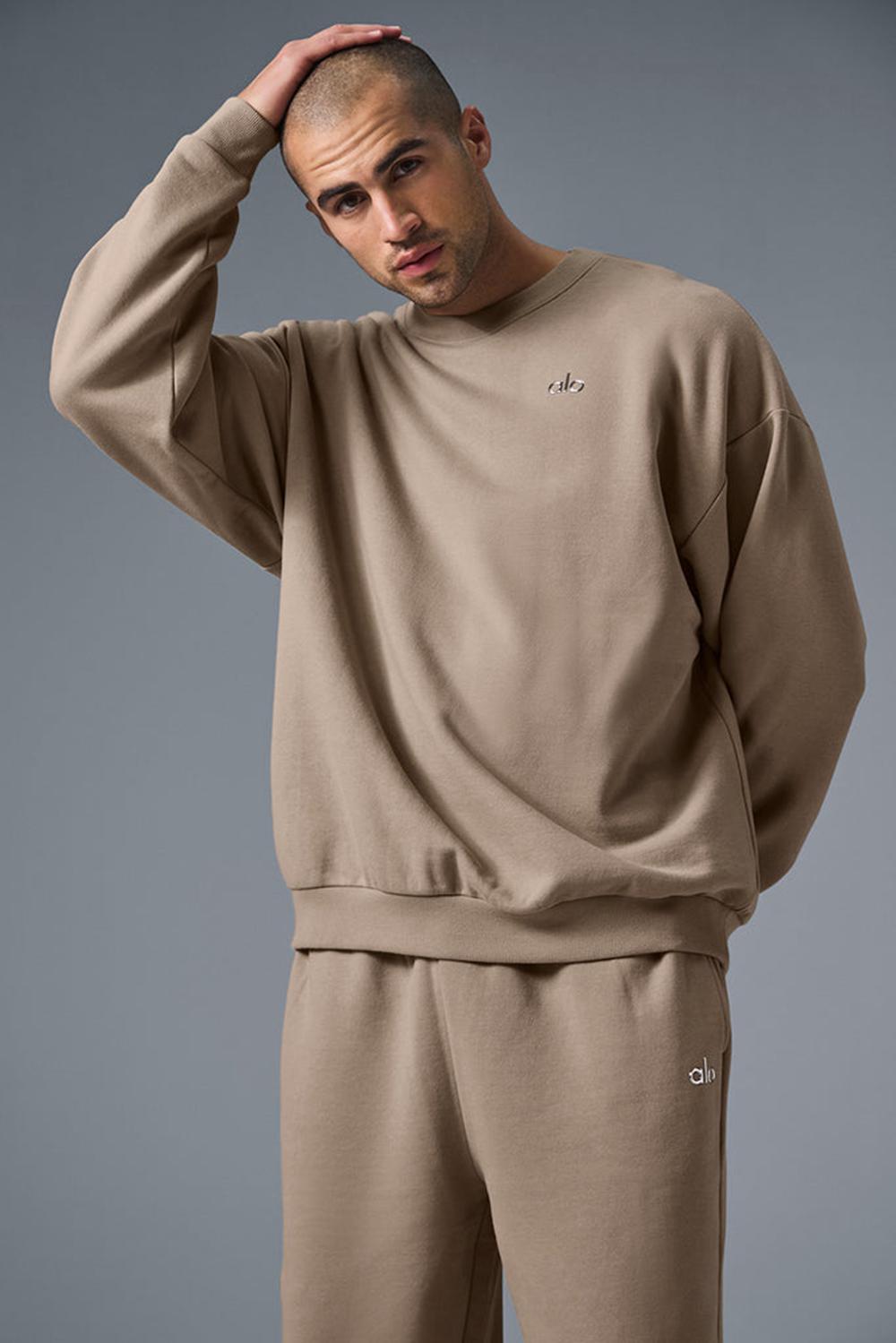 Men Alo Yoga Accolade Crew Neck Pullover Gravel | India  31869-VBOG