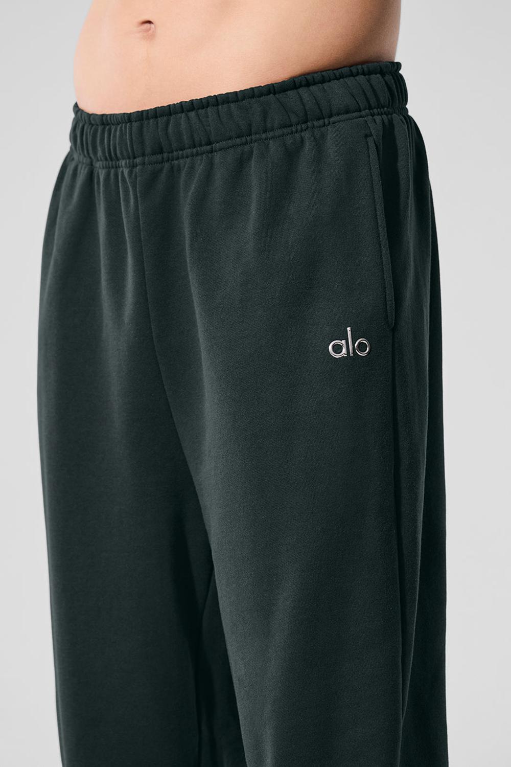 Men Alo Yoga Accolade Sweatpant Charcoal Green | India  14892-HXMW