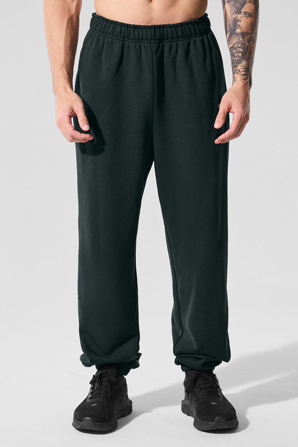 Men Alo Yoga Accolade Sweatpant Charcoal Green | India  14892-HXMW