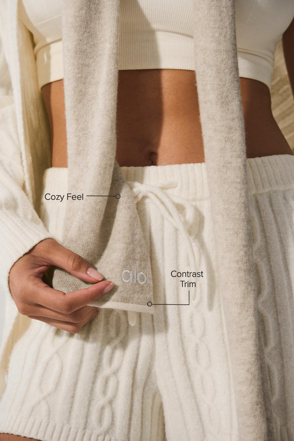 Men Alo Yoga Cashmere Light Frosted Scarf Winter Latte / Ivory | India  48710-VKUW