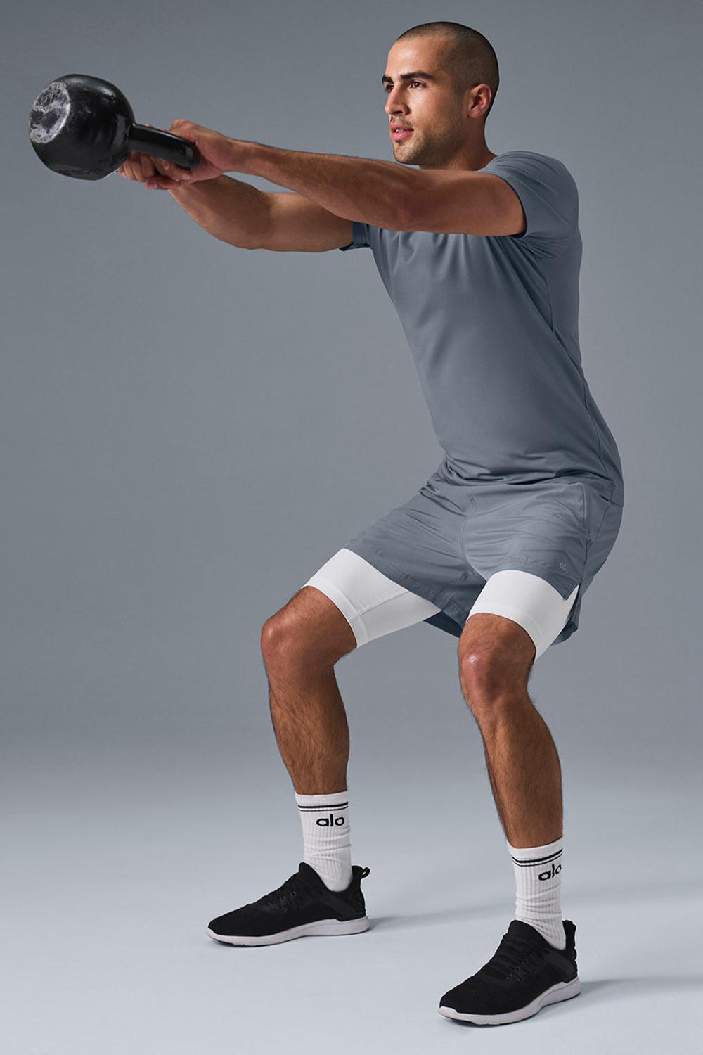 Men Alo Yoga Conquer Reform Crewneck Sleeve Short Sleeve Steel Grey | India  06724-CDYX