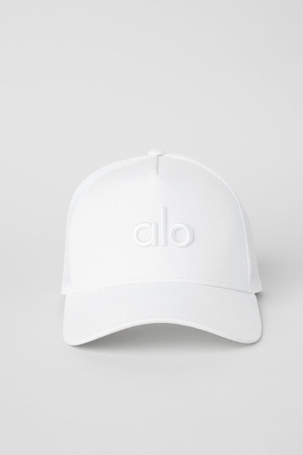 Men Alo Yoga District Trucker Hat White / White | India  46097-HNFY