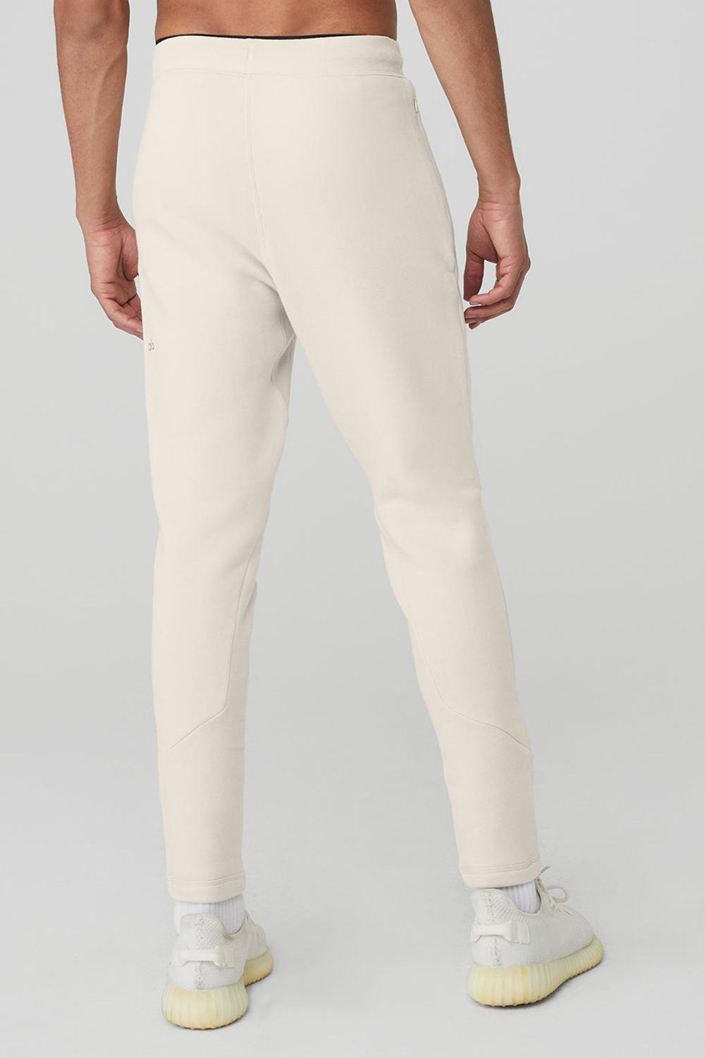 Men Alo Yoga The Triumph Sweatpant Bone | India  09652-OMPD