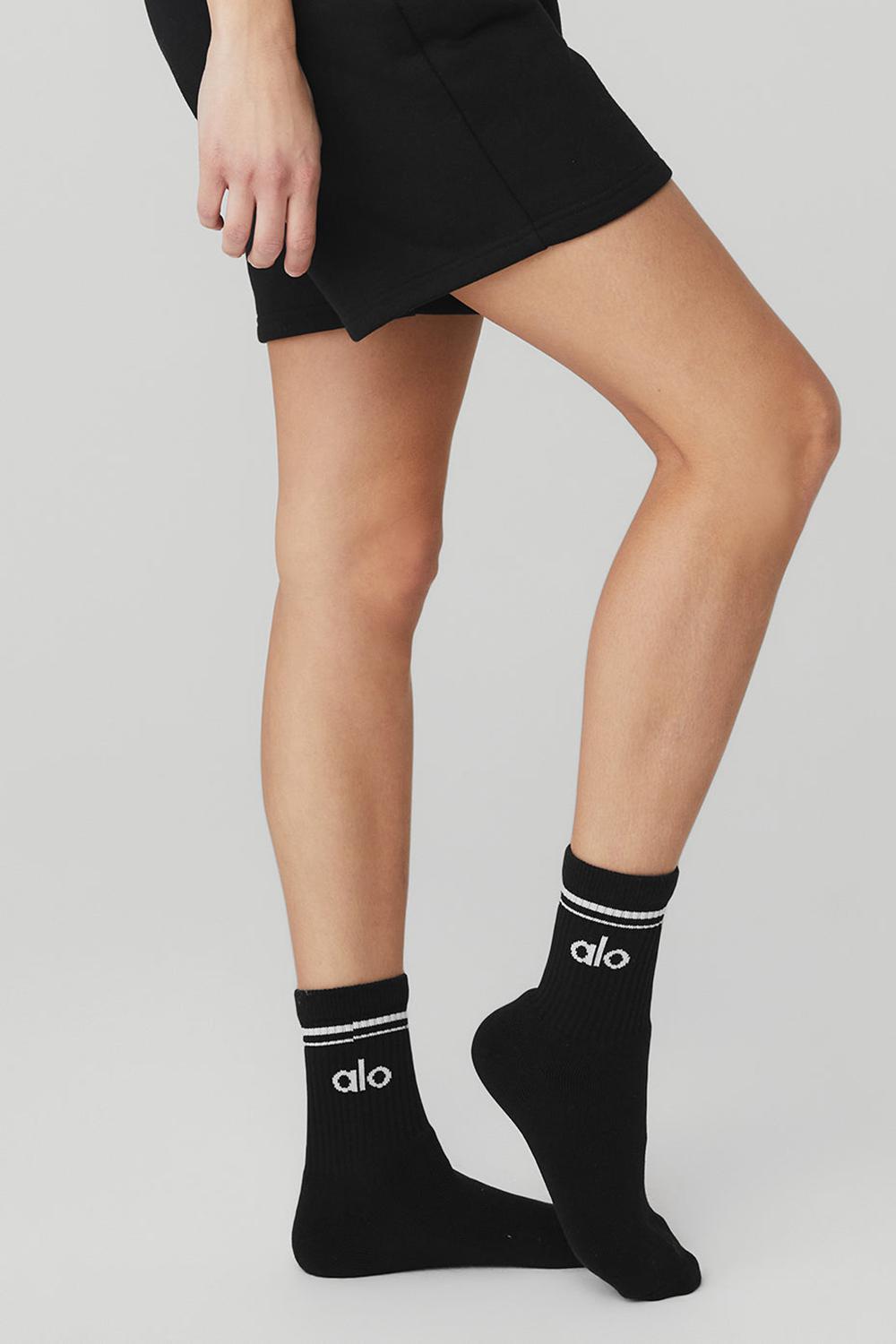 Men Alo Yoga Unisex Half-Crew Throwback Sock Black / White | India  05862-EHYF