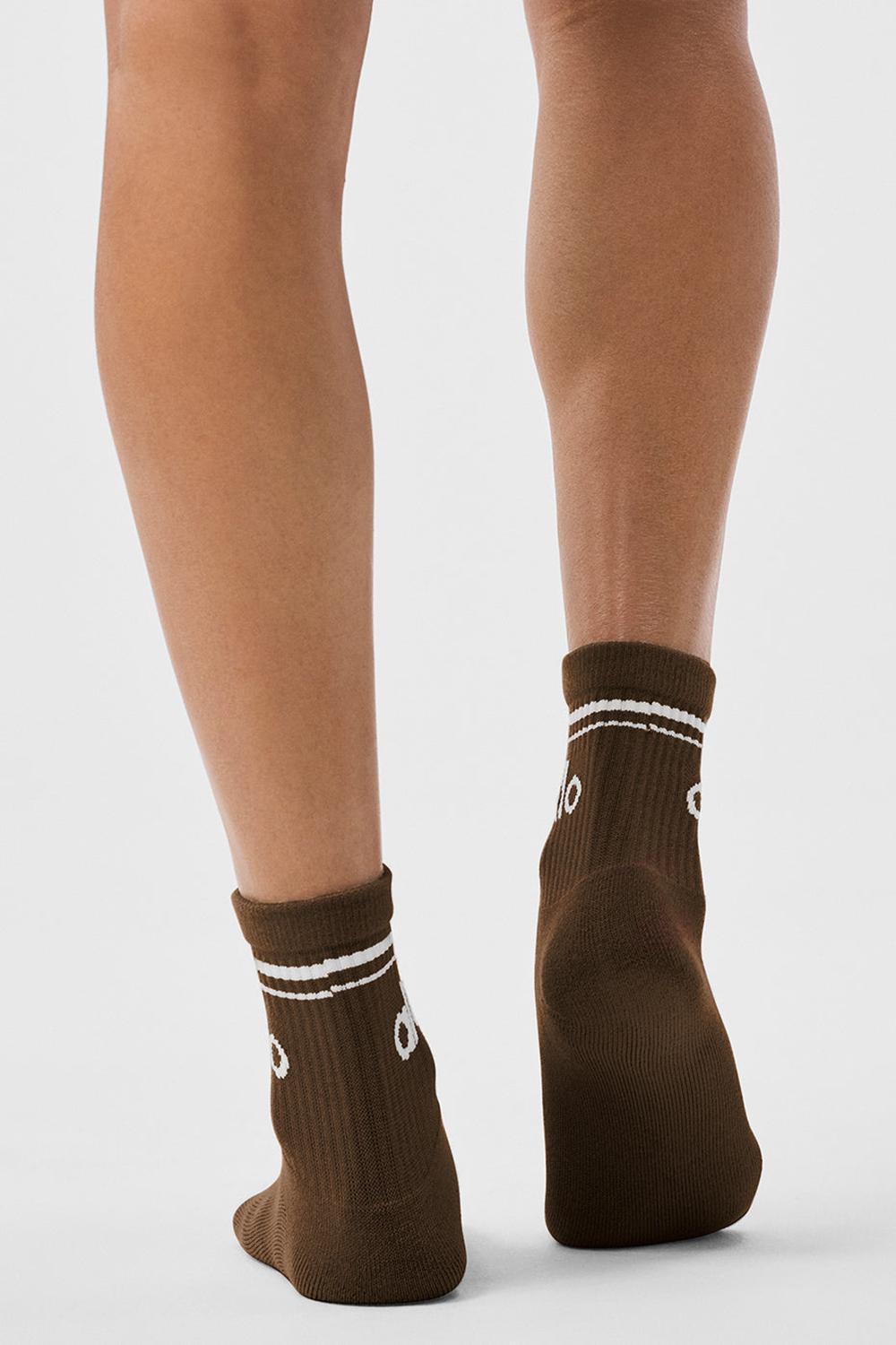 Men Alo Yoga Unisex Half-Crew Throwback Sock Espresso / White | India  49873-VQZO