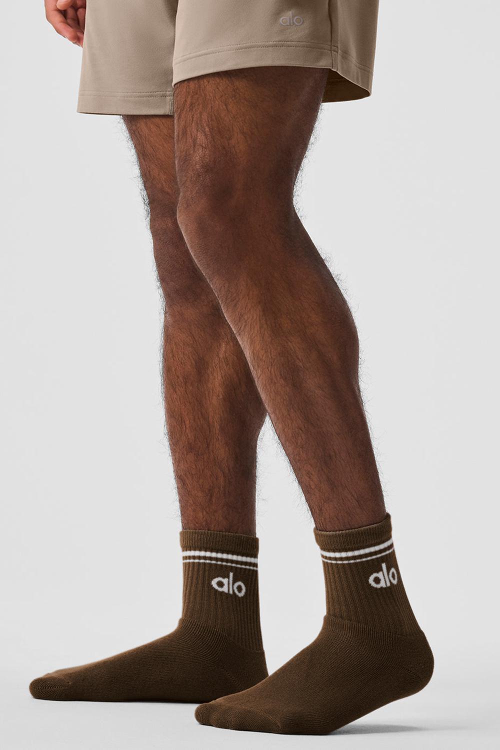 Men Alo Yoga Unisex Half-Crew Throwback Sock Espresso / White | India  49873-VQZO