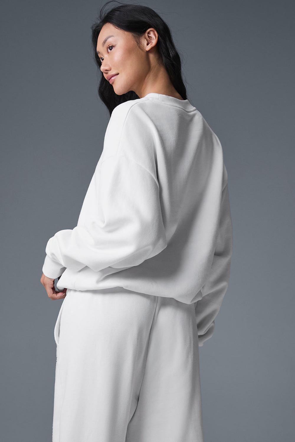 Women Alo Yoga Accolade Crew Neck Pullover White | India  69217-HOYA