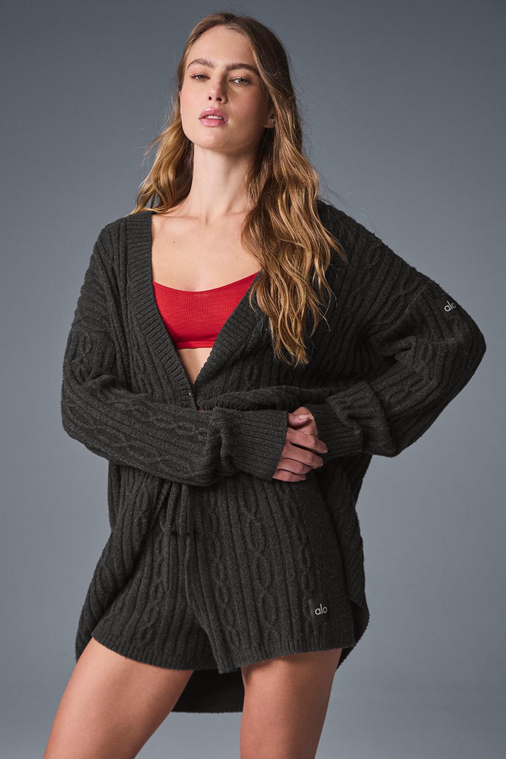 Women Alo Yoga Cable Knit Winter Bliss Cardigan Dark Heather Grey | India  21389-OMWA