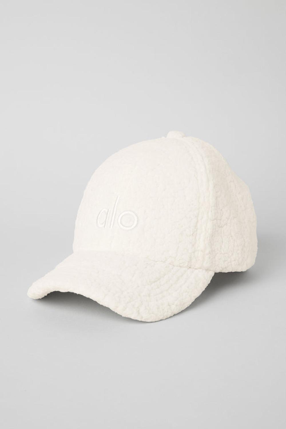Women Alo Yoga Micro Sherpa Off-Duty Cap Ivory | India  87154-GOMK