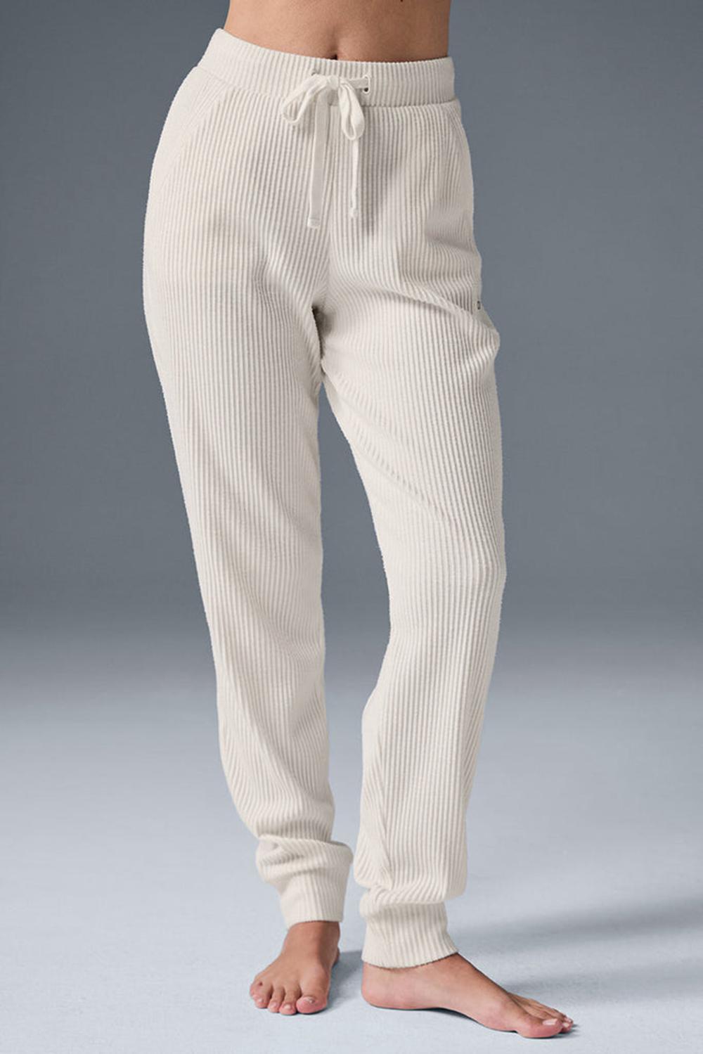 Women Alo Yoga Muse Sweatpant Ivory | India  35469-AWFD
