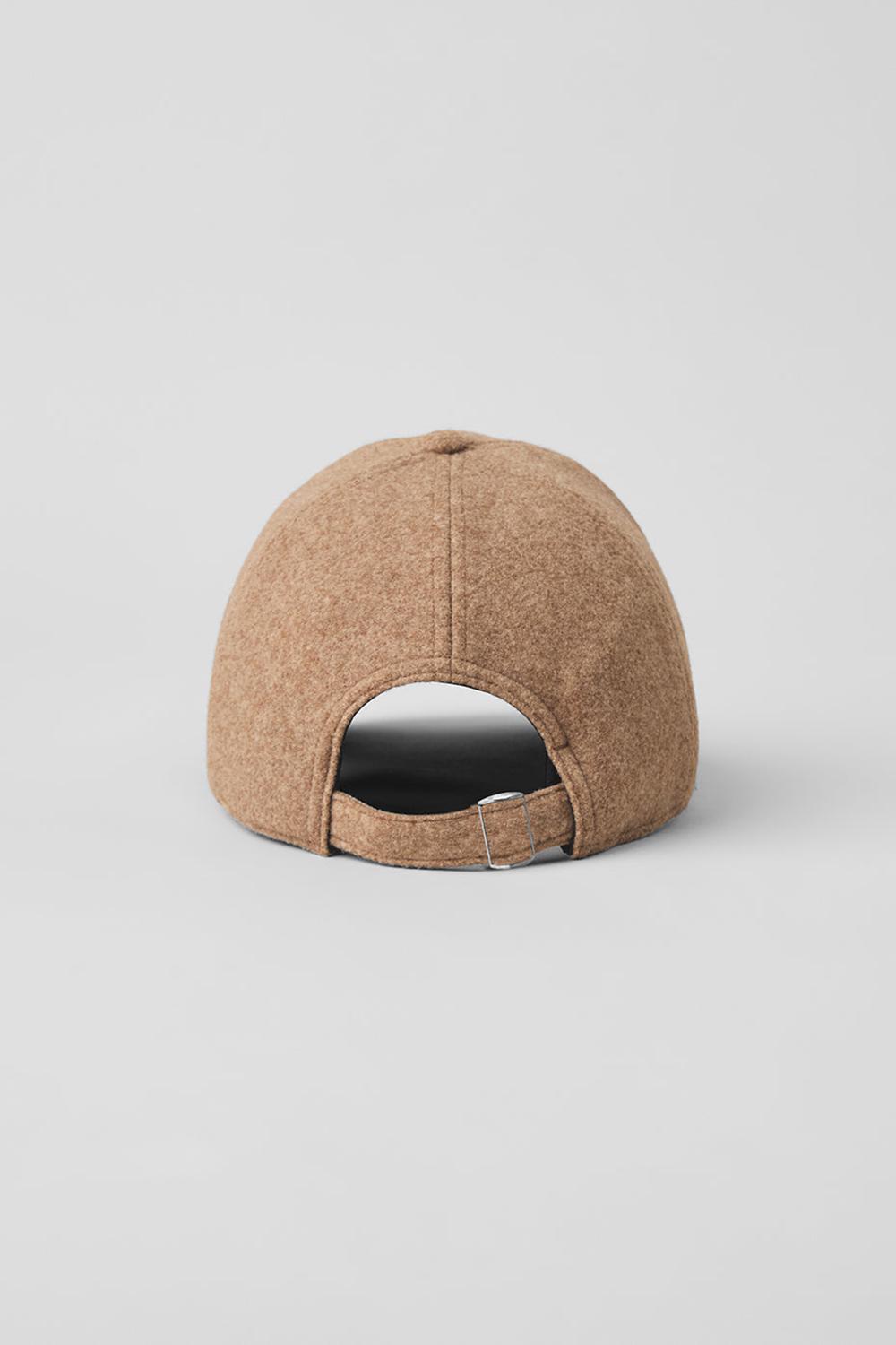 Women Alo Yoga Prestige Off-Duty Cap Toasted Almond | India  38409-ZKNS
