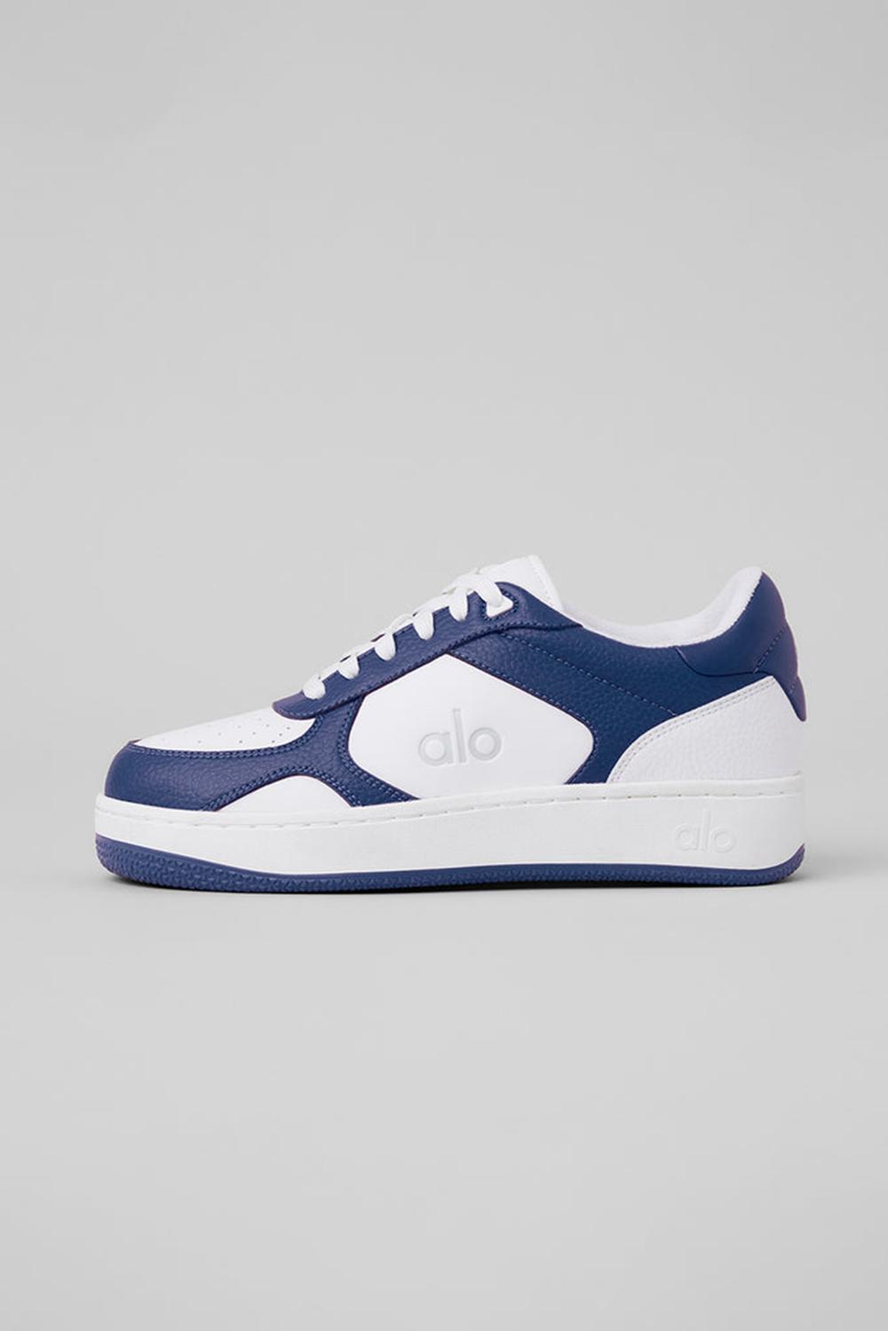 Women Alo Yoga Recovery Mode Sneaker Navy / White | India  37694-ZSBM