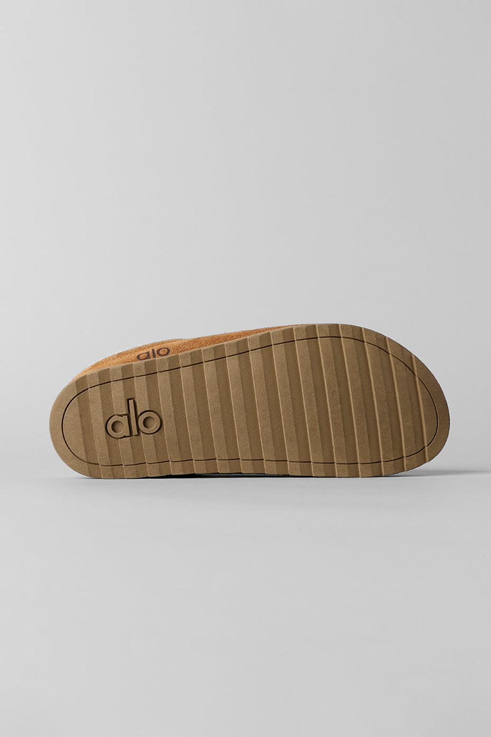 Women Alo Yoga Recovery Slipper Saddle / Ivory | India  75268-MNVZ