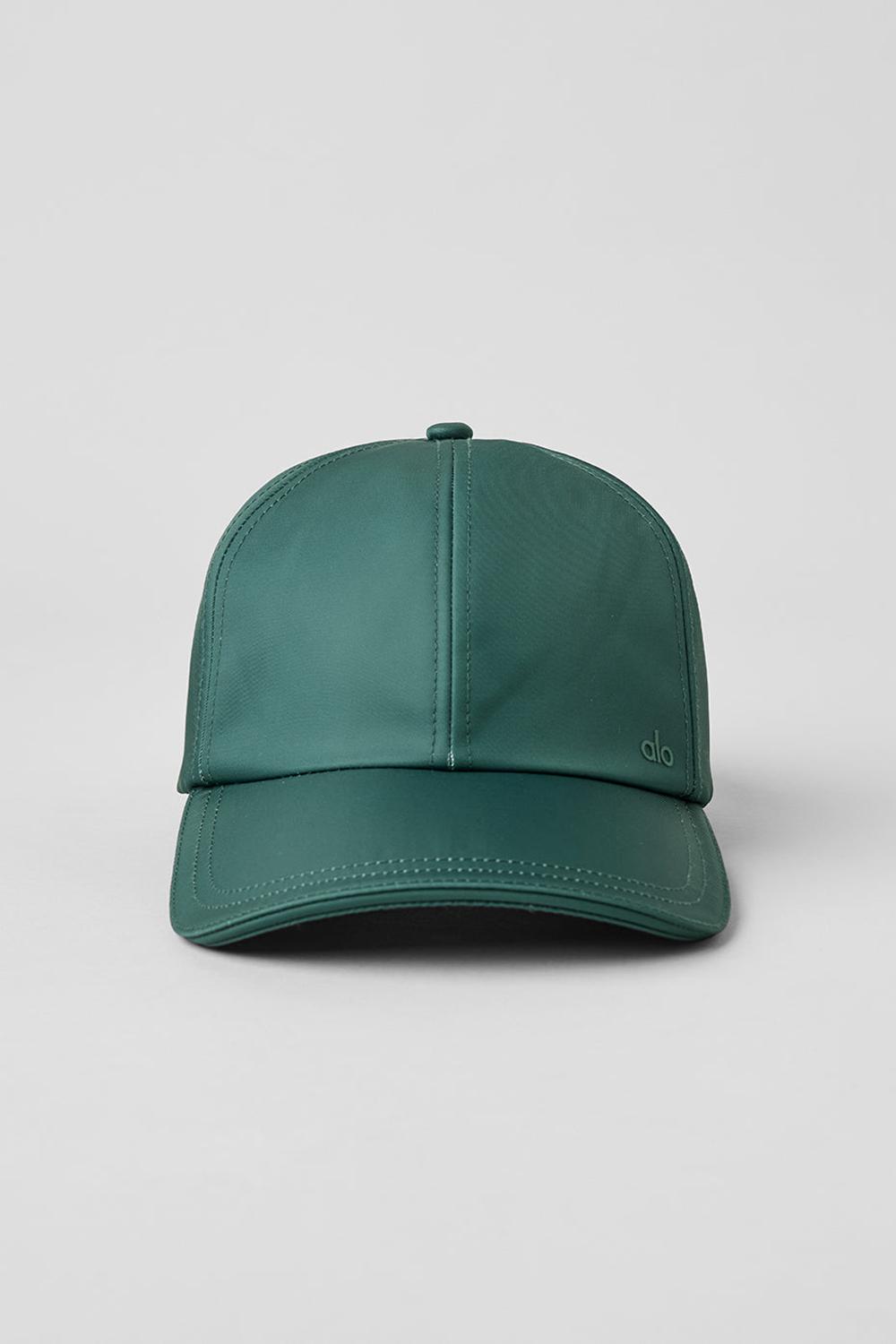 Women Alo Yoga Satin Off-Duty Cap Winter Ivy | India  23504-YCVP