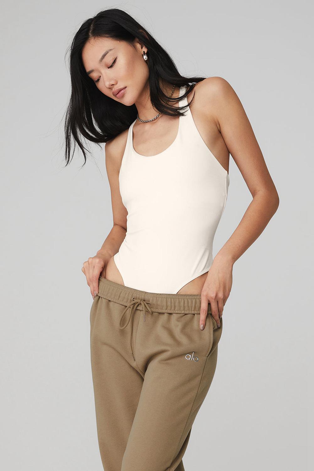 Women Alo Yoga Sleek Back Bodysuit Ivory | India  30784-JWTM