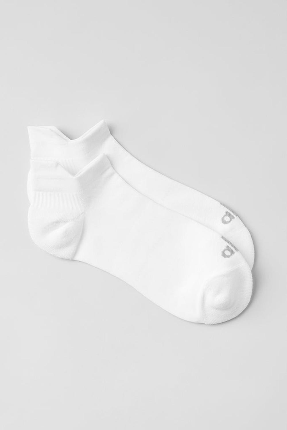 Women Alo Yoga Unisex Performance Tab Sock White / Titanium | India  23854-MZUJ