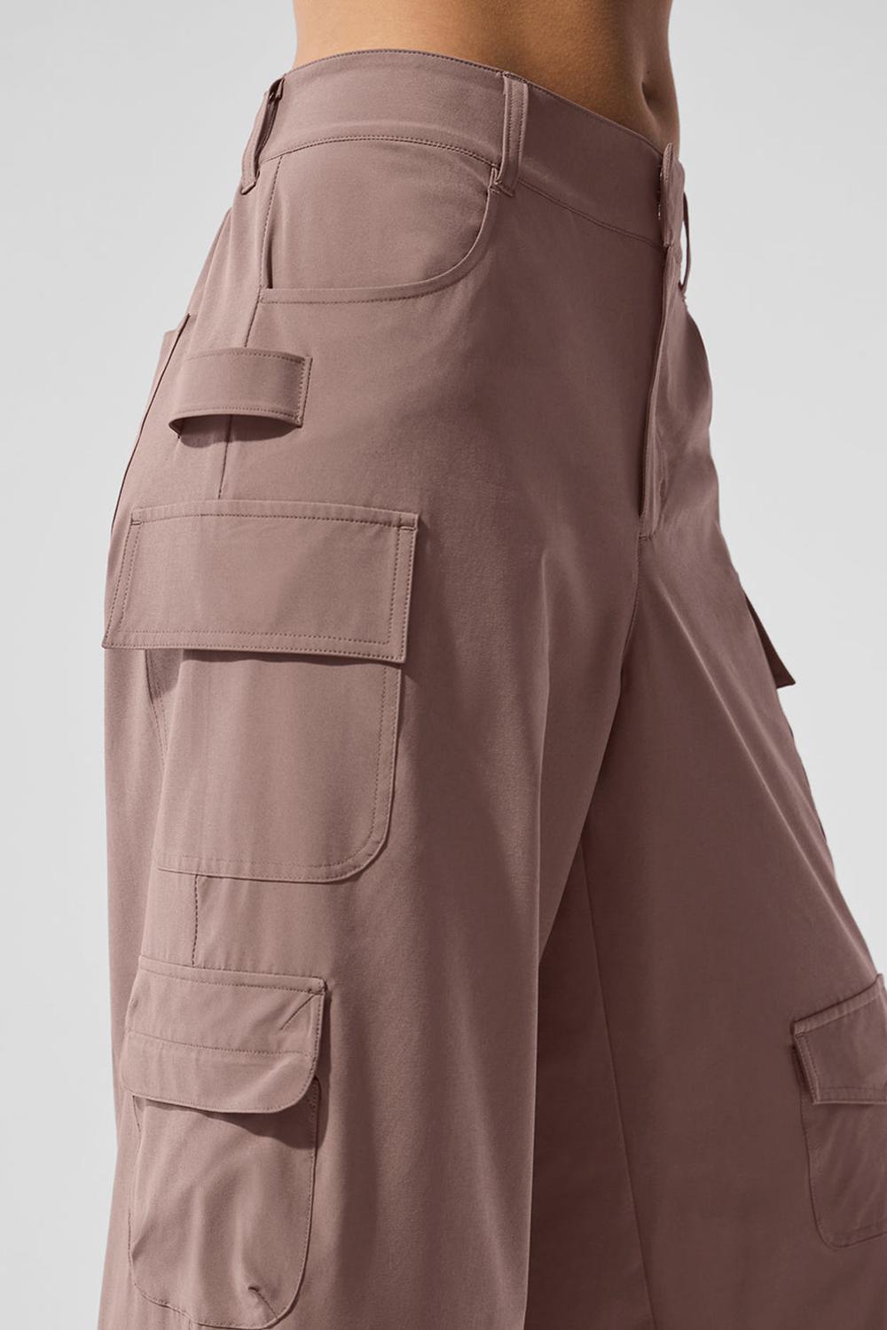 Women Alo Yoga Workwear Cargo Pant Mushroom | India  53987-UQRM